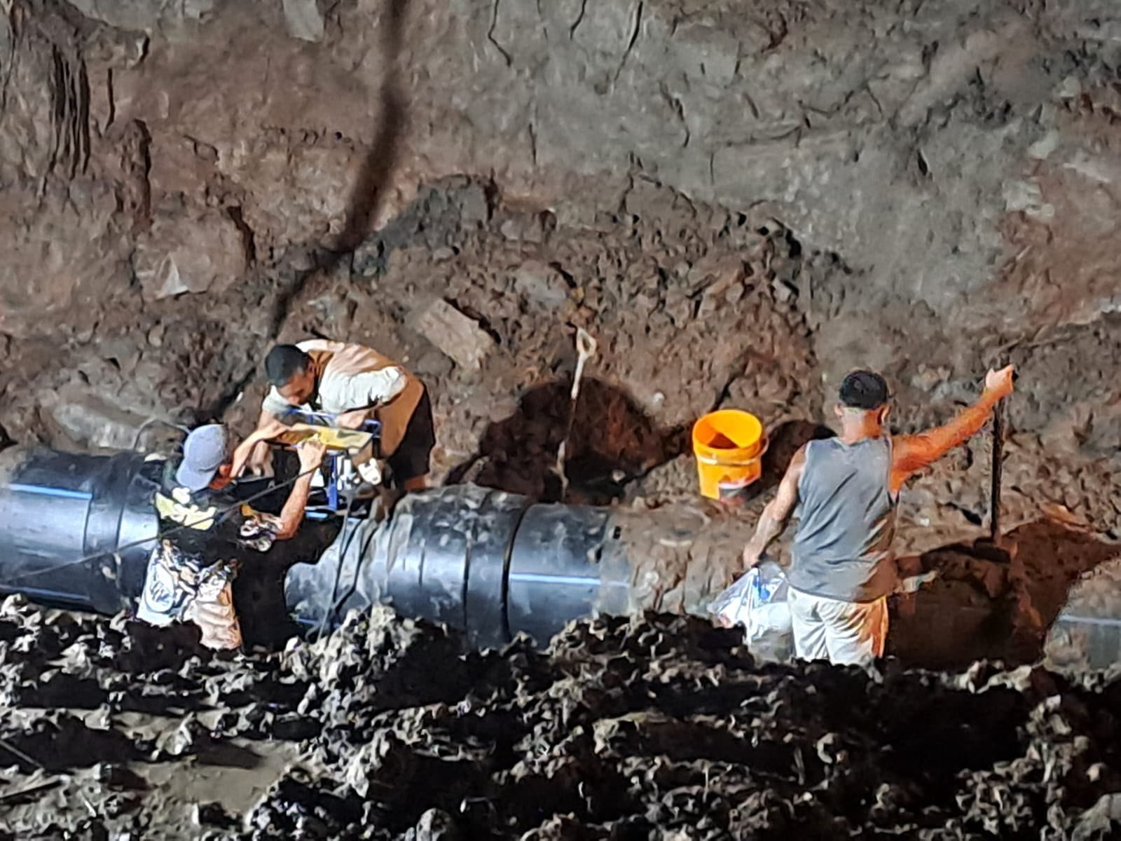 Sameep restableció el servicio de agua tras dos días de intensos trabajos de reparación