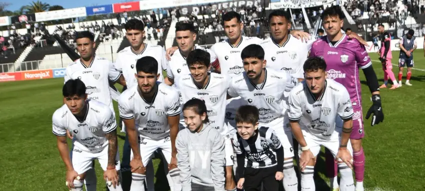 Chaco For Ever cierra el año ante Racing de Córdoba y convoca a una colecta solidaria por los inundados